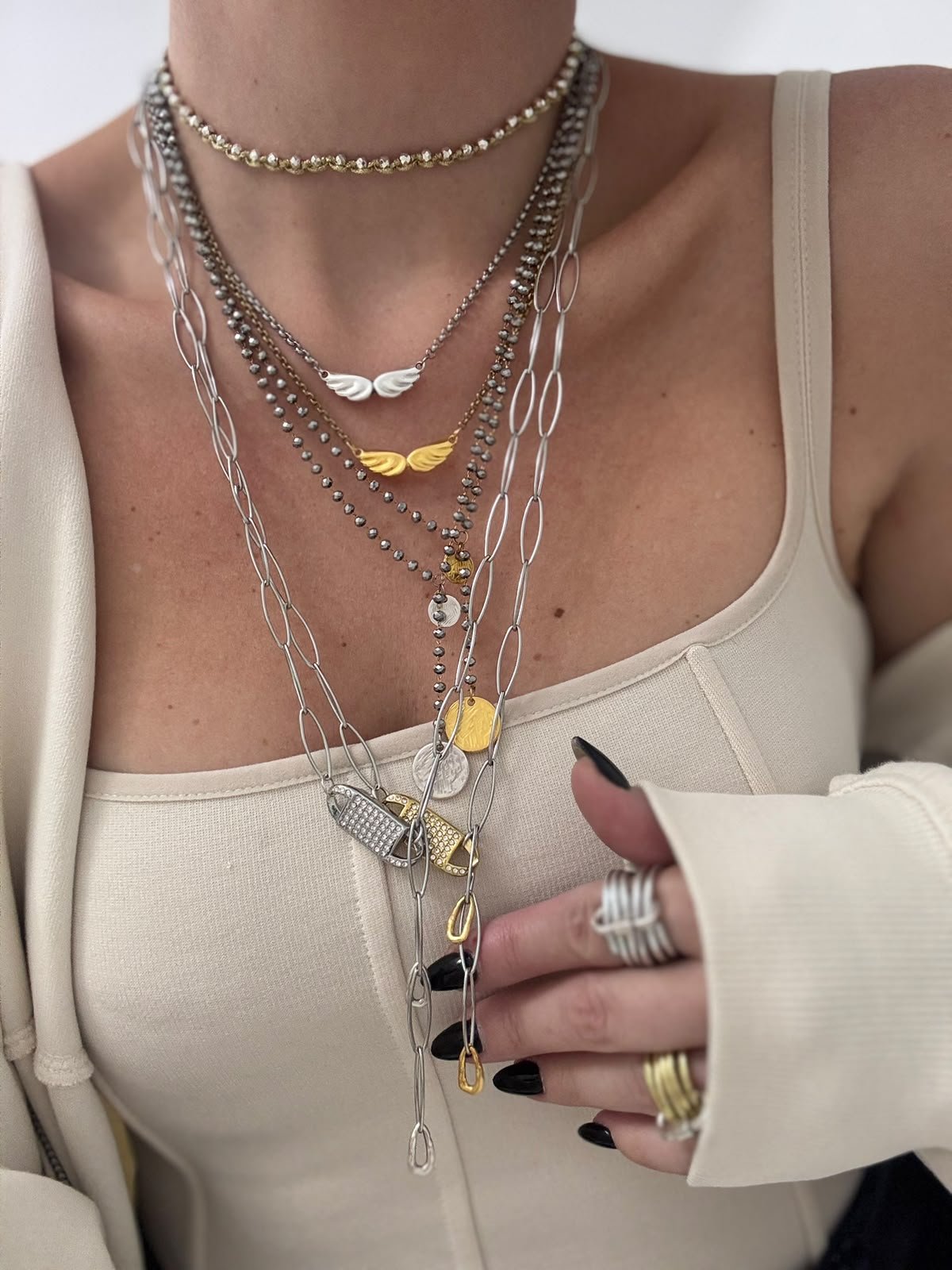 Locket - Image 3